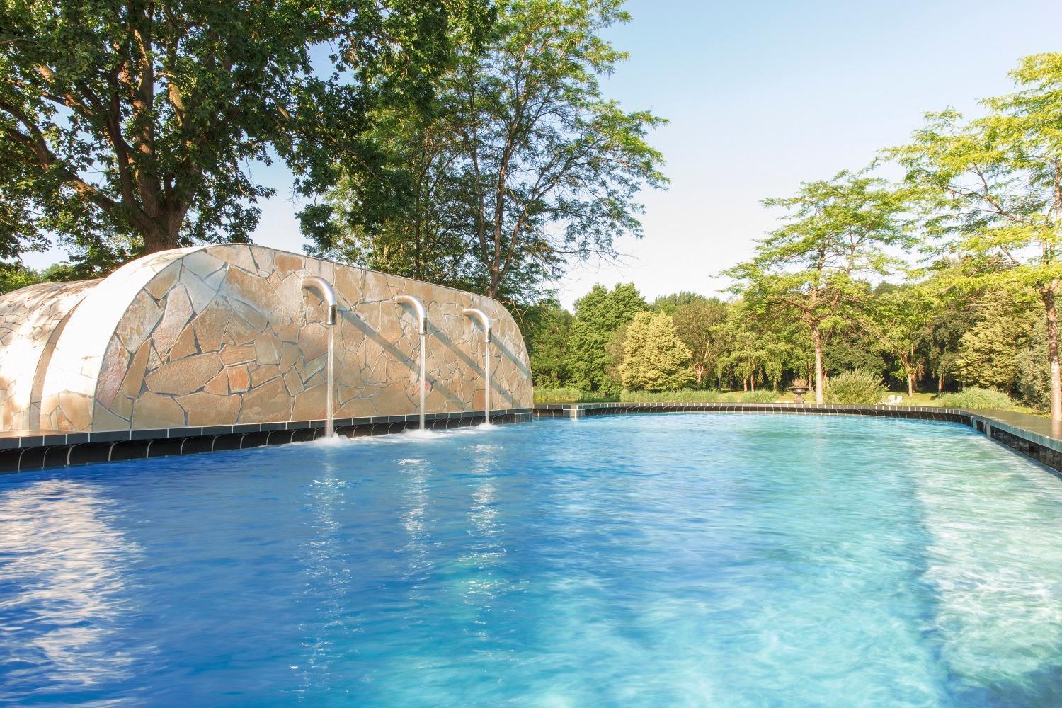 Thermen باد نيوويشانس المظهر الخارجي الصورة